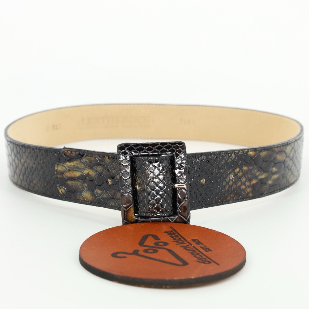 LEATHEROCK Womens Size M 32 Leather Belt Croc Embossed‎ Made In USA